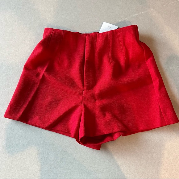 *NWT* High Waisted Tweed Shorts | Red | Size Small - Picture 1 of 5